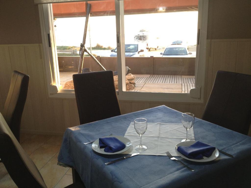 Hostal El Alferez Вехер де ла Фронтера Екстериор снимка