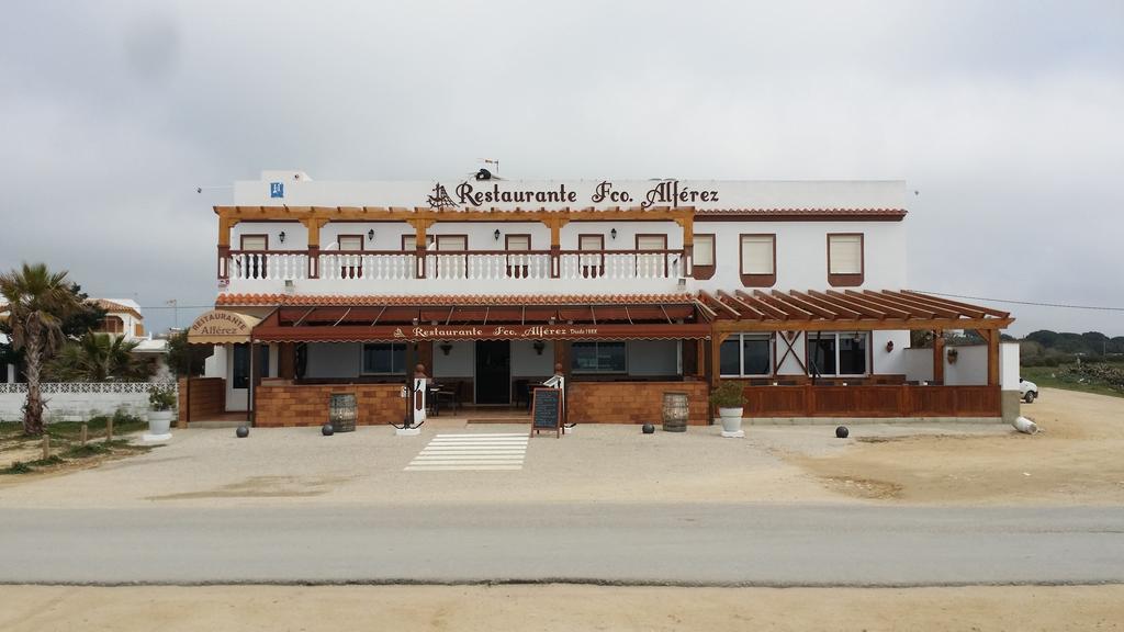 Hostal El Alferez Вехер де ла Фронтера Екстериор снимка